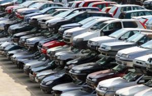Sloopauto's op de autosloperij